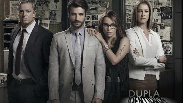 Постер бразильского сериала «Раздвоение личности»