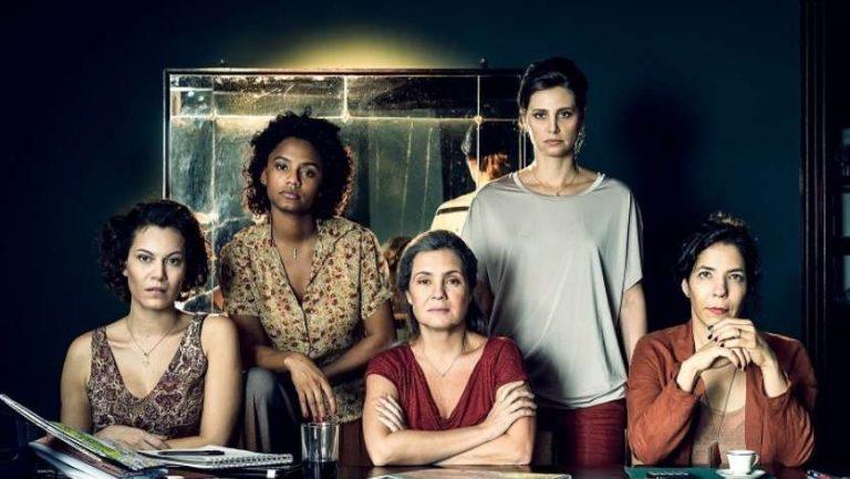 Постер бразильского сериала «Преследование»