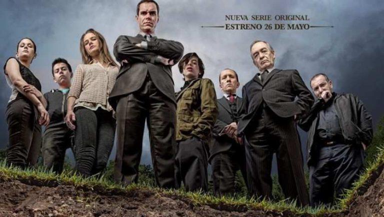 Постер мексиканского сериала «Сеньор Авила»
